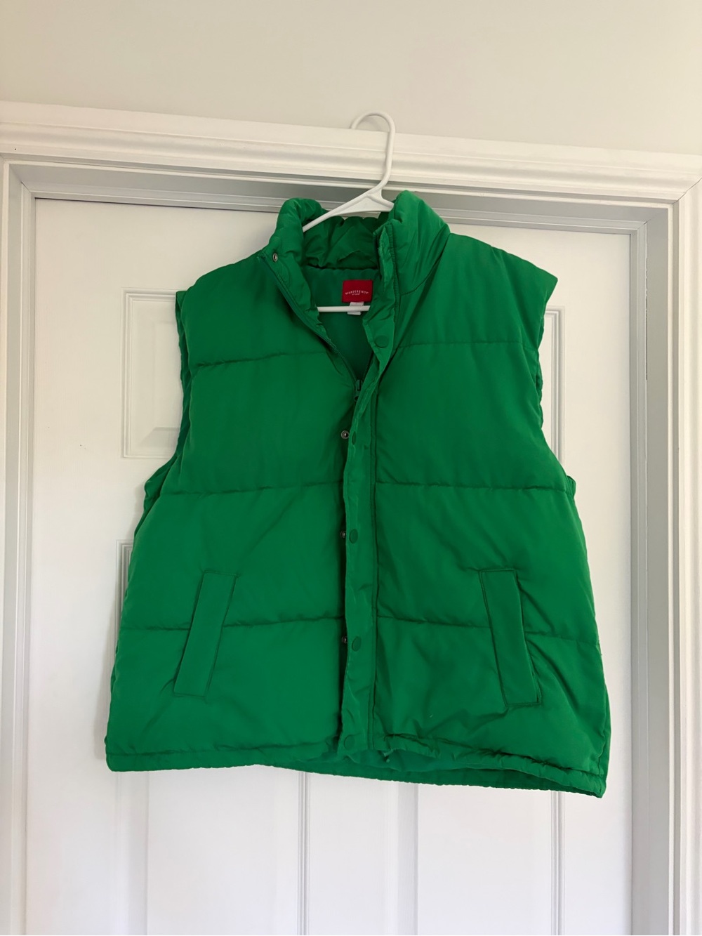 Green Puffer Vest Jacket - Women’s Sleeveless Coat